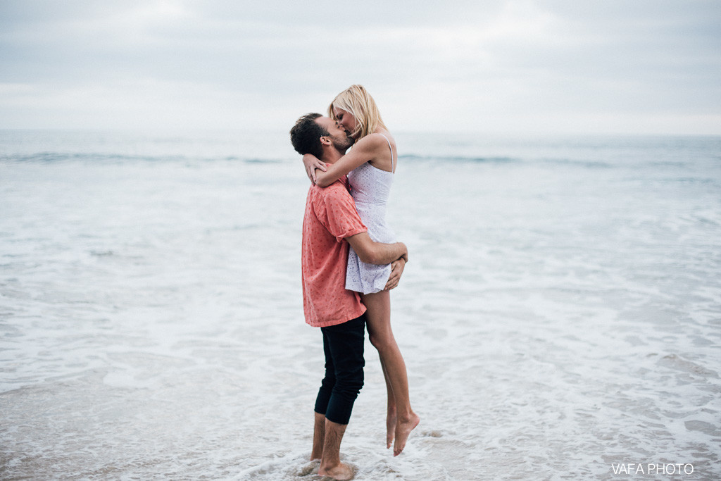 Swamis-Beach-Engagement-Melissa-Boaz-VP-73