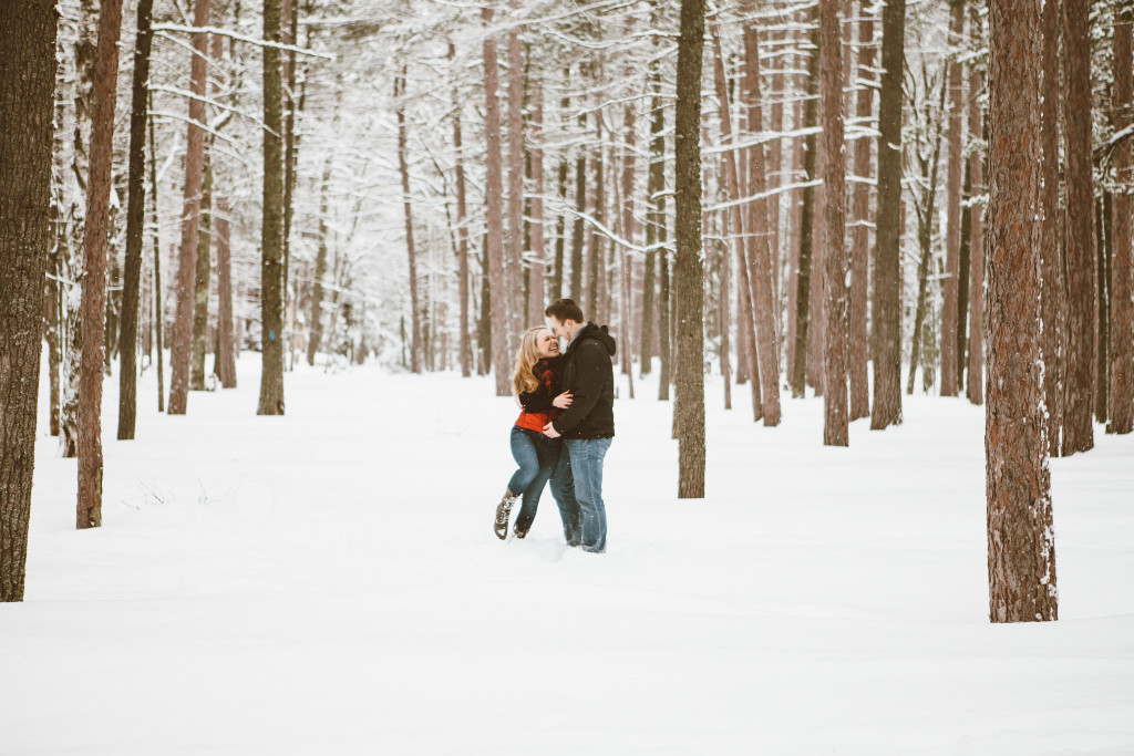 VCPhoto_J+A_Engaged_157