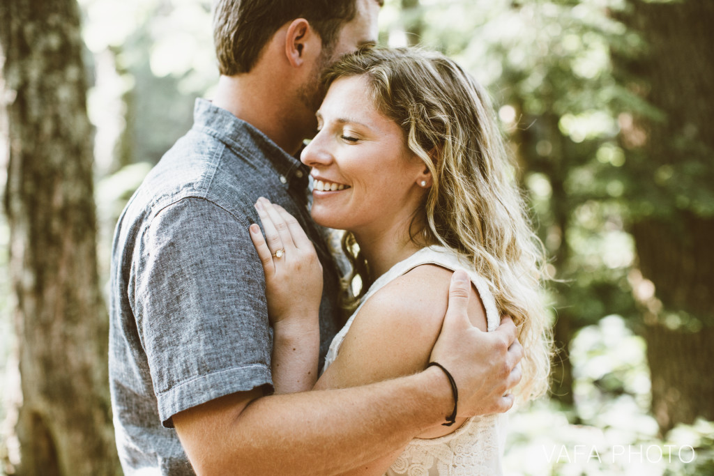 Marquette_Michigan_Engagement_Hanna_Mike_VP86