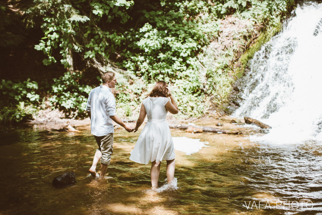 Morgan_Creek_Falls_Engagement_Natalia_Kevin_VP129