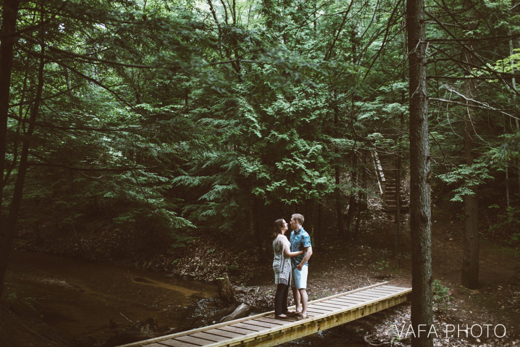 Morgan_Creek_Falls_Engagement_Natalia_Kevin_VP60