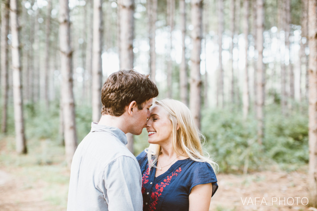 Wittenbach_Nature_Center_Engagement_Sarah_Mark_VP67