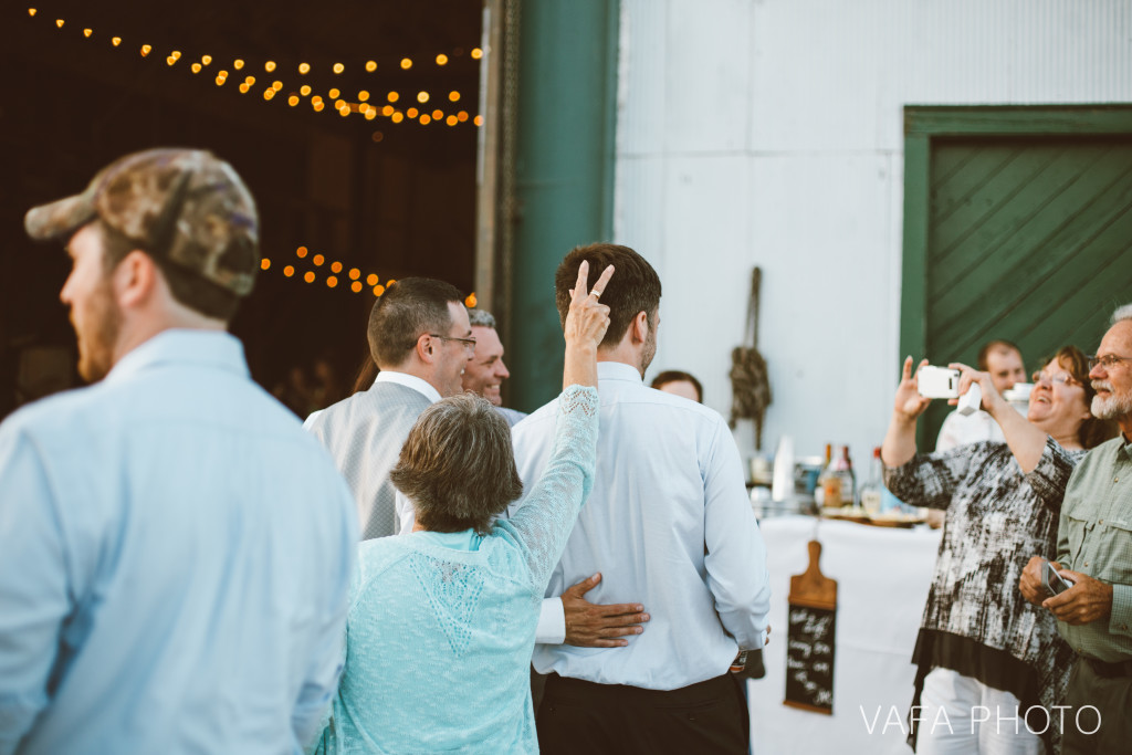 Lake_Superior_Yacht_Yard_Wedding_Melissa_Gavin_VP1009