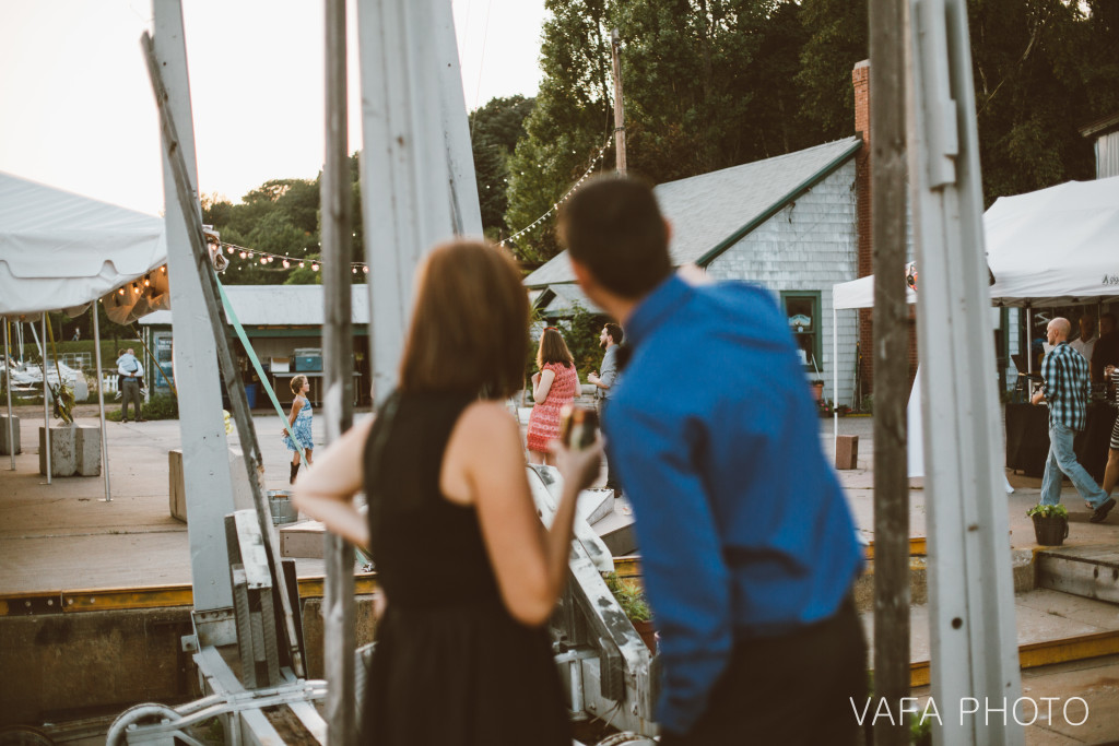 Lake_Superior_Yacht_Yard_Wedding_Melissa_Gavin_VP1019