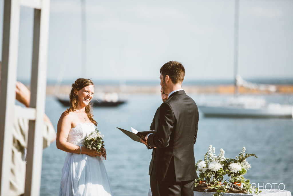 Lake_Superior_Yacht_Yard_Wedding_Melissa_Gavin_VP705