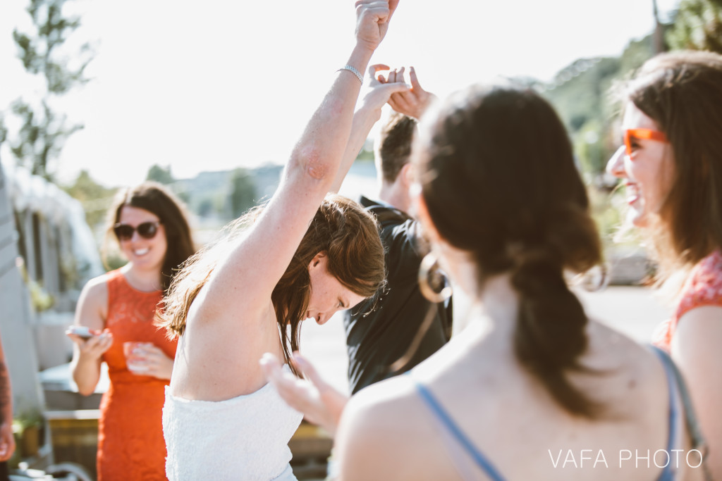 Lake_Superior_Yacht_Yard_Wedding_Melissa_Gavin_VP769