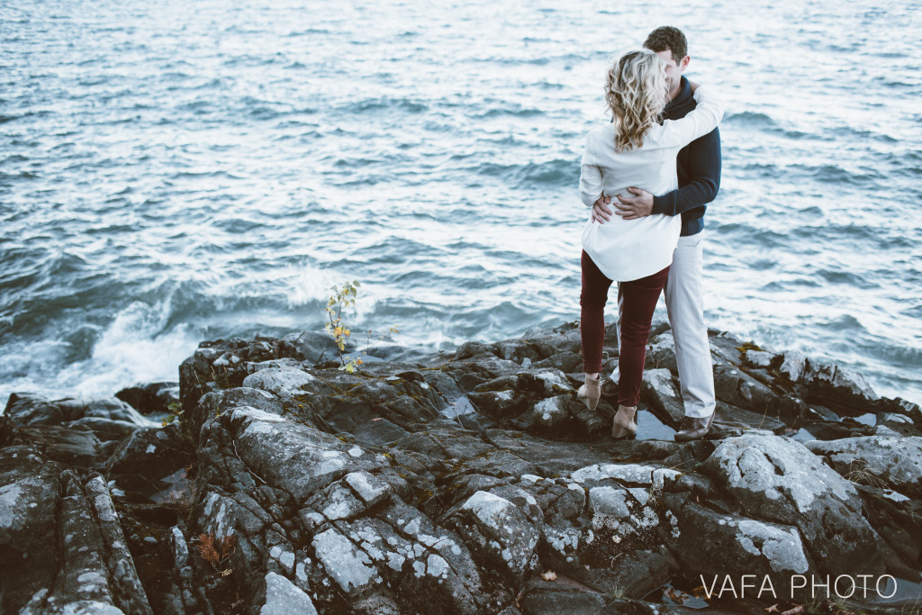 Lake-Superior-Engagement-Melissa-Joe-VP129