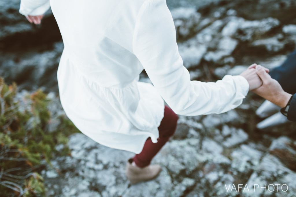 Lake-Superior-Engagement-Melissa-Joe-VP160