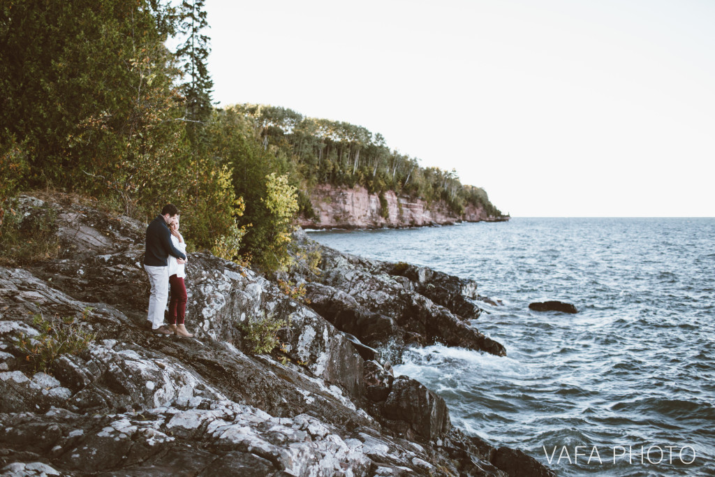 Lake-Superior-Engagement-Melissa-Joe-VP194