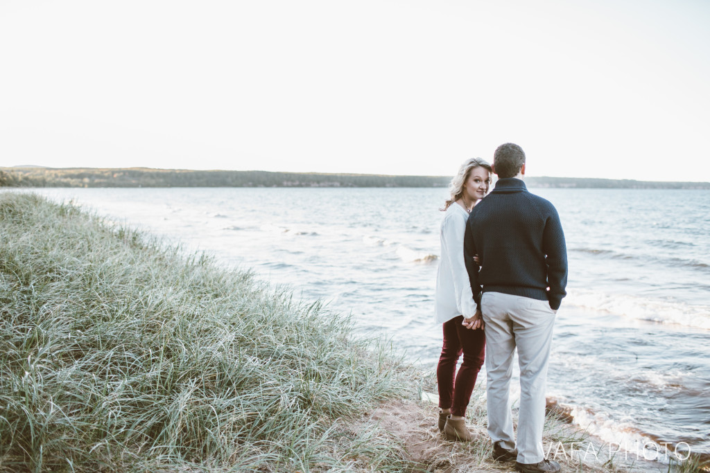 Lake-Superior-Engagement-Melissa-Joe-VP215