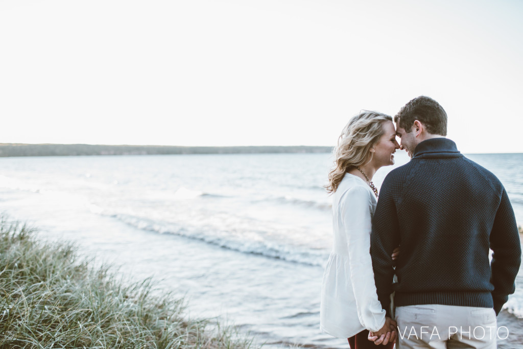 Lake-Superior-Engagement-Melissa-Joe-VP216