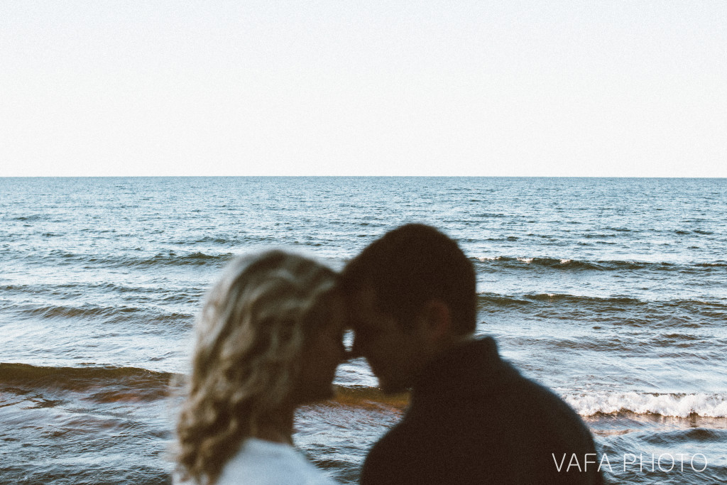 Lake-Superior-Engagement-Melissa-Joe-VP217