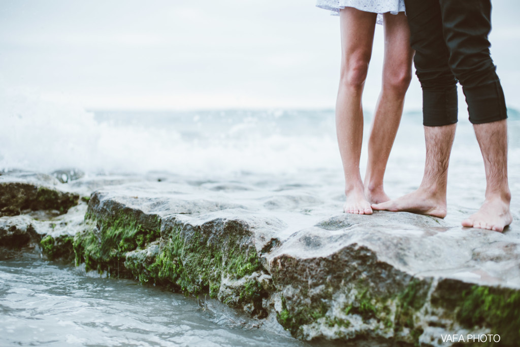 Swamis-Beach-Engagement-Melissa-Boaz-VP-111