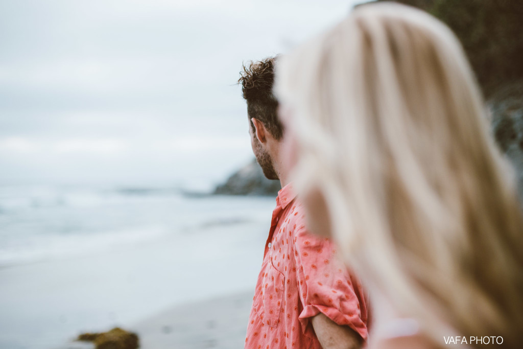 Swamis-Beach-Engagement-Melissa-Boaz-VP-20