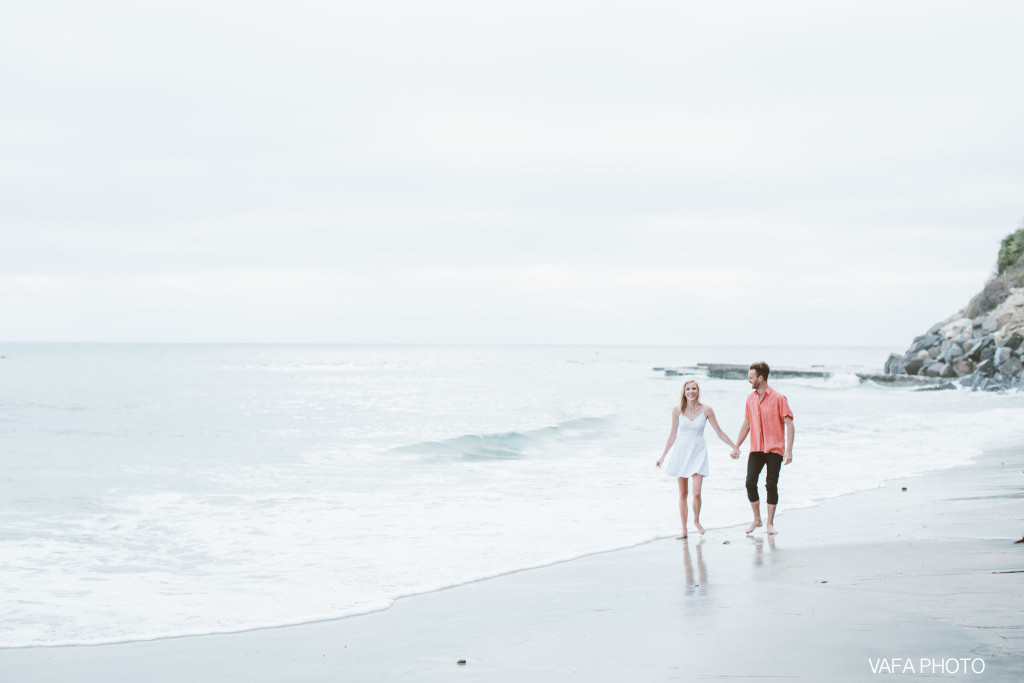 Swamis-Beach-Engagement-Melissa-Boaz-VP-33