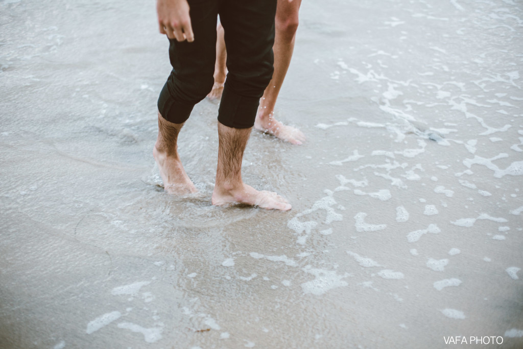 Swamis-Beach-Engagement-Melissa-Boaz-VP-76