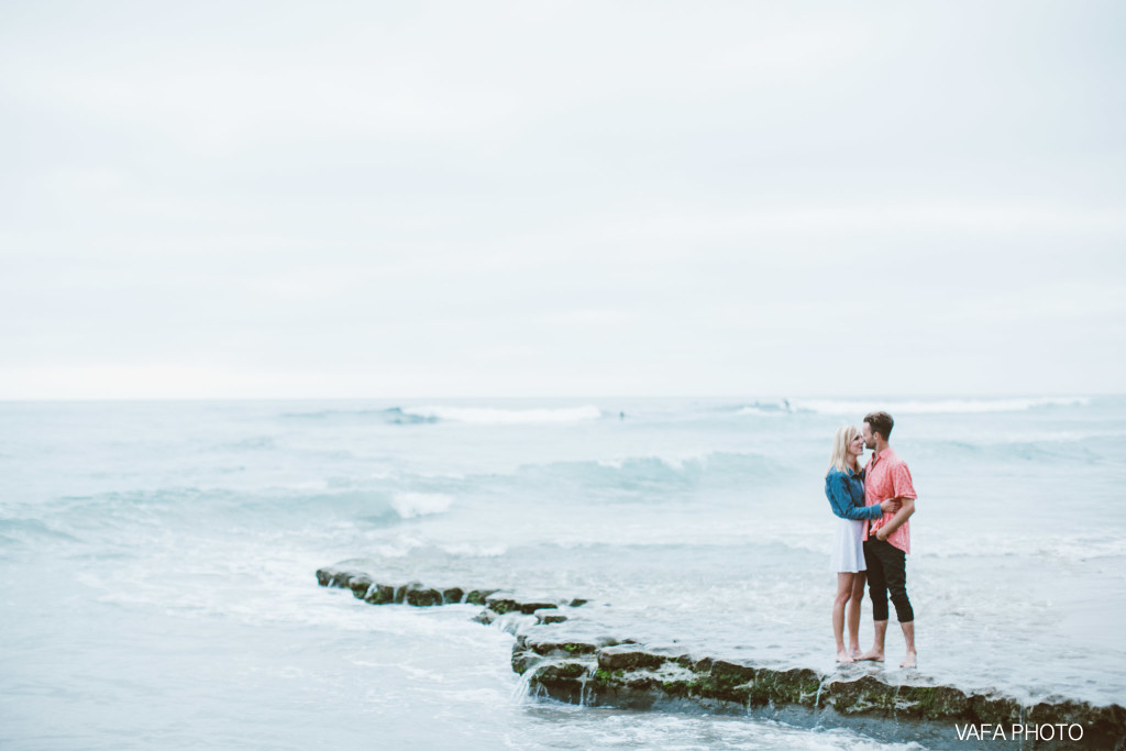 Swamis-Beach-Engagement-Melissa-Boaz-VP-99