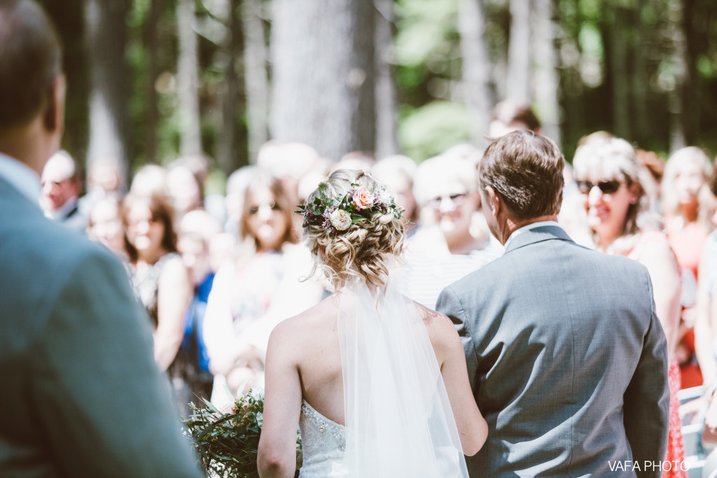 Carp-River-Garden-Wedding-Abby-Josh-Vafa-Photo-600-2