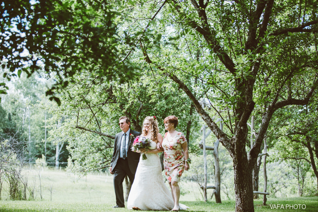 Belsolda-Farm-Wedding-Kate-Fadi-Vafa-Photo-537